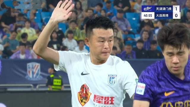 第一个是用, 替补都踢不