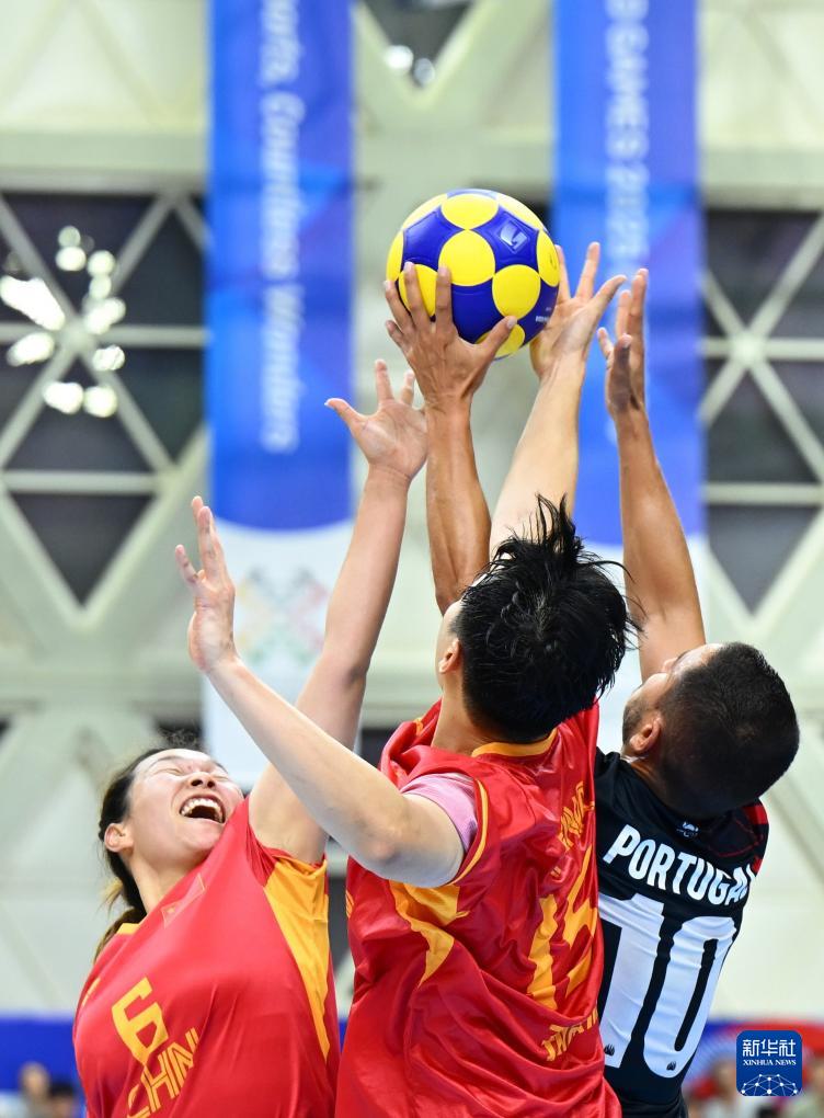 新华社记者, AA, tenan